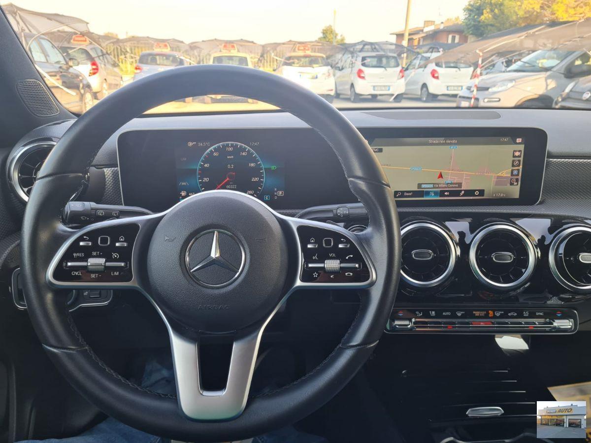 MERCEDES Classe A 180 D Automatic-60.000 Km.