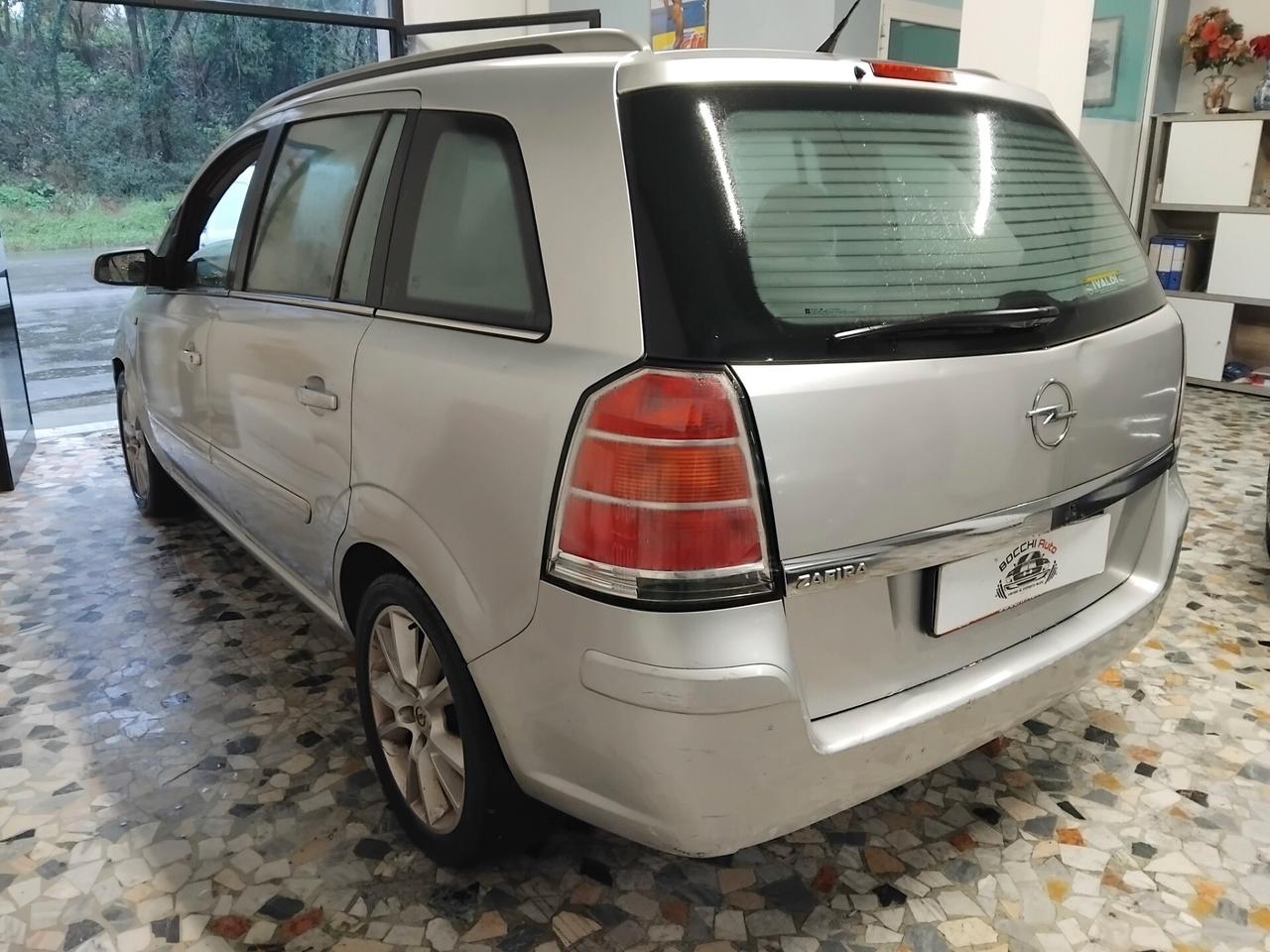 Opel Zafira 1.6 16V Twinport Cosmo