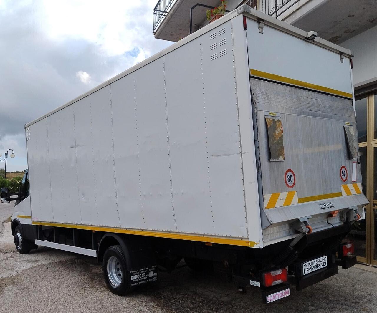 Iveco Daily 60C17 Passo 4750 con Pedana - 2016