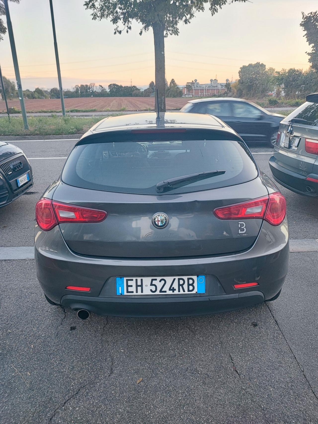 Alfa Romeo Giulietta 1.6 JTDm-2 105 CV Distinctive
