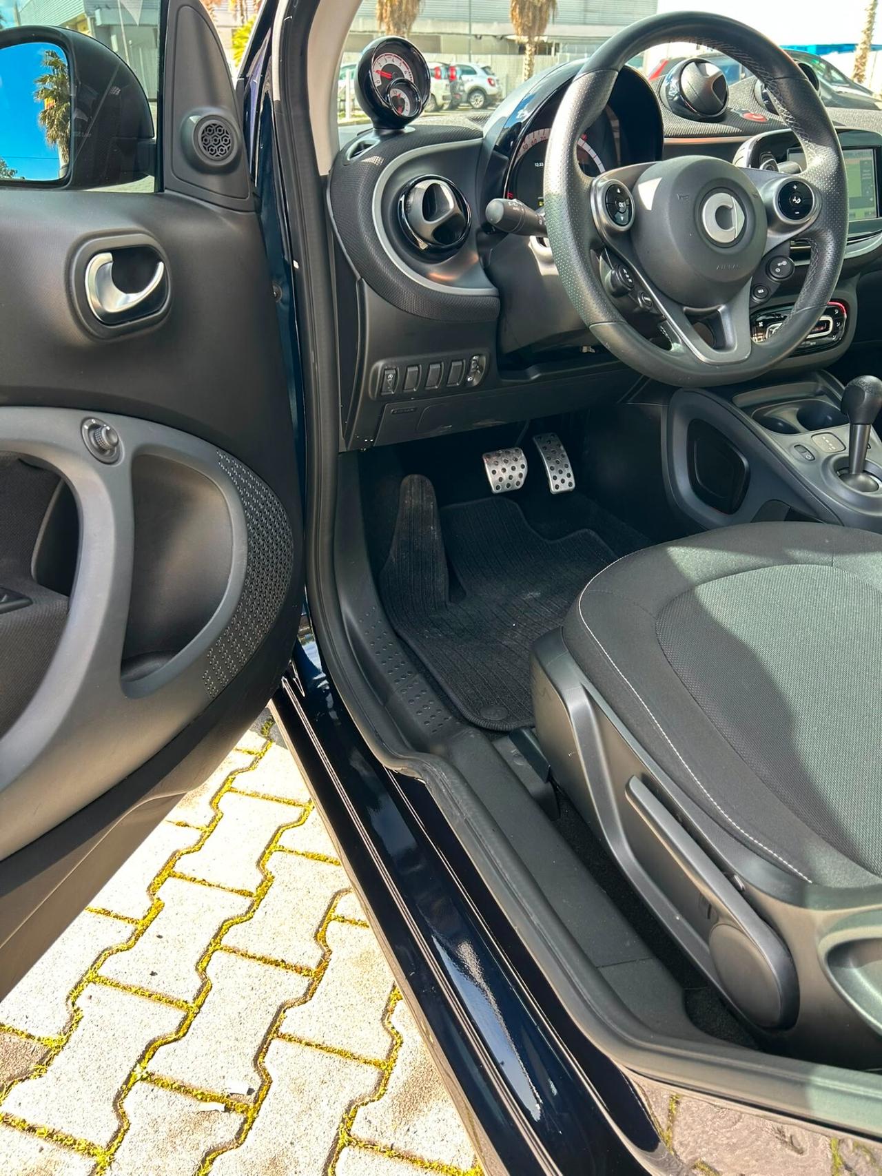 Smart ForTwo 90 0.9 Turbo twinamic parisblue Passion