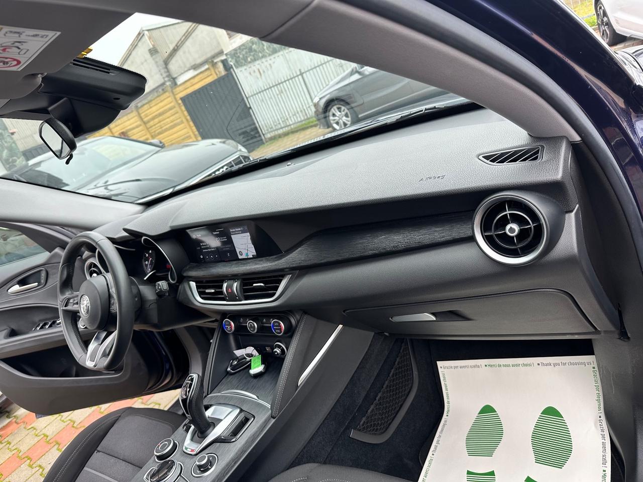 Alfa Romeo Stelvio 2.2 Turbodiesel 160 CV AT8 RWD Business