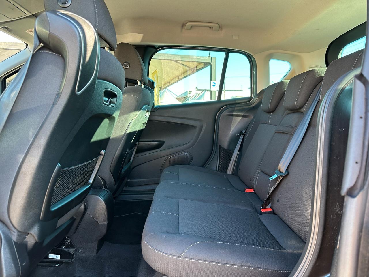 FORD B-Max 1.4 90 CV GPL Titanium