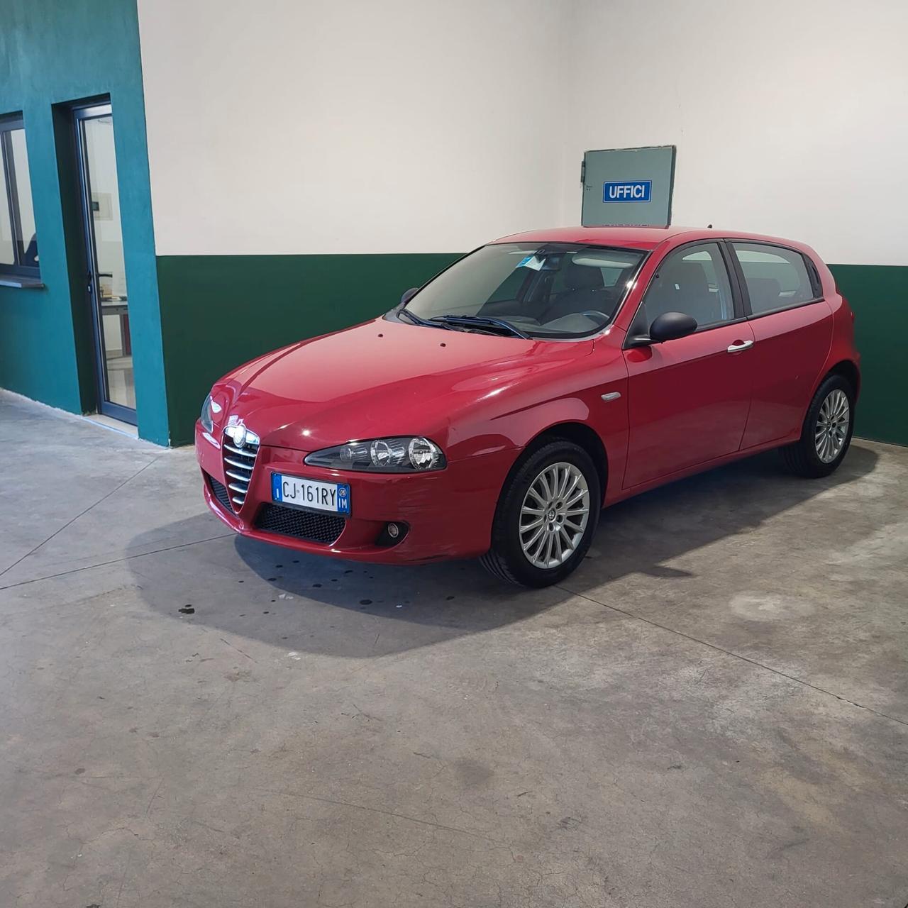 Alfa Romeo 147 1.9 JTD (115 CV) 5 porte Progression – 2005