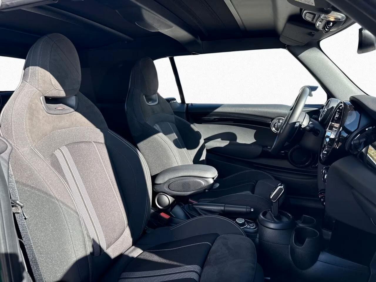 MINI Cooper S Cabrio JCW Navi LED CarPlay Temp