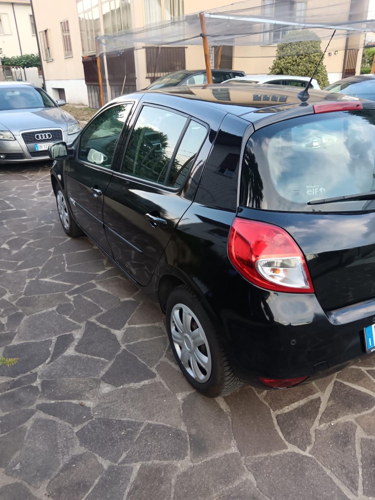 Renault Clio 1.2 16V 5 porte GPL Dynamique