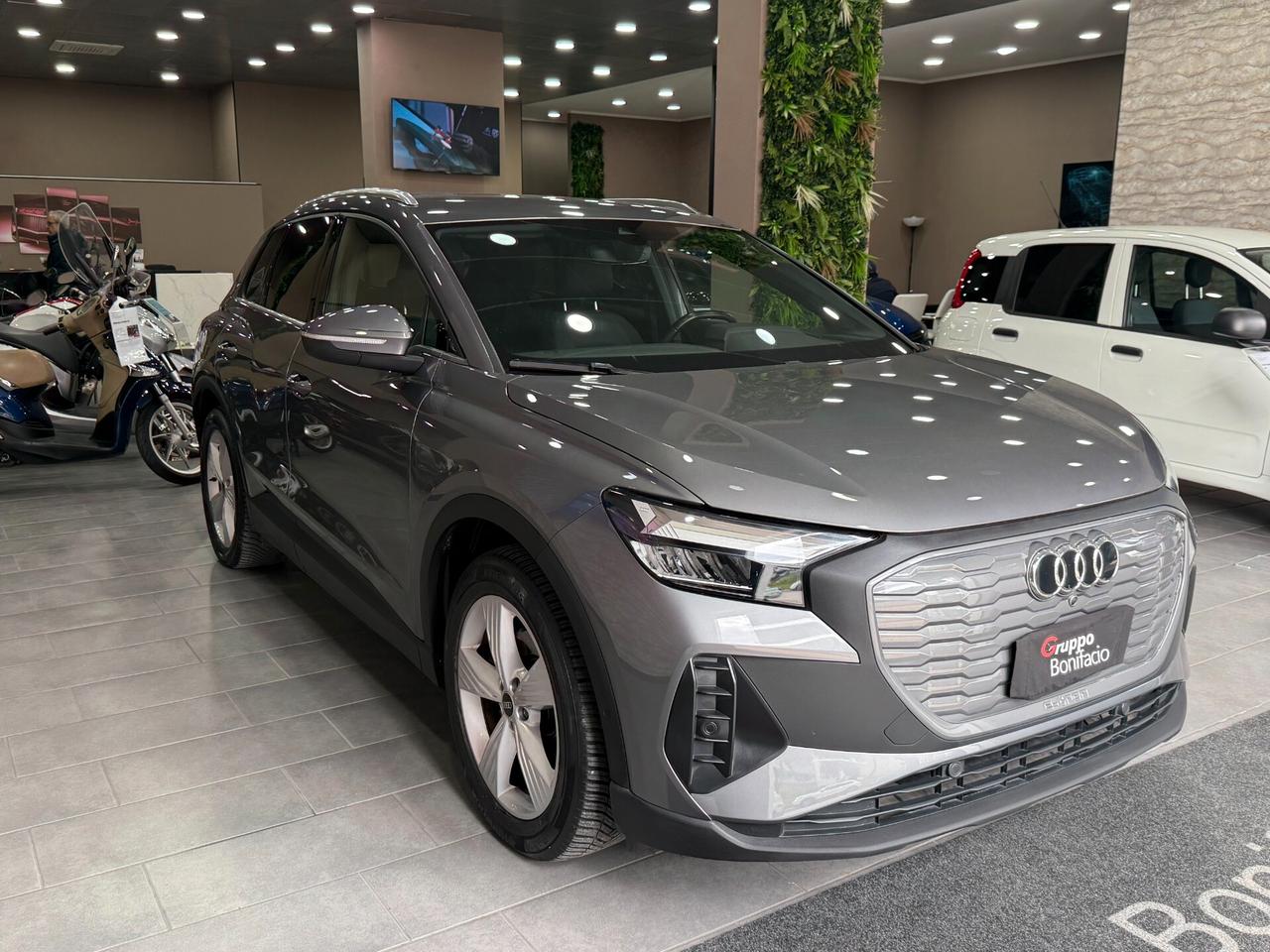 Audi Q4 35 e-tron Business Advanced