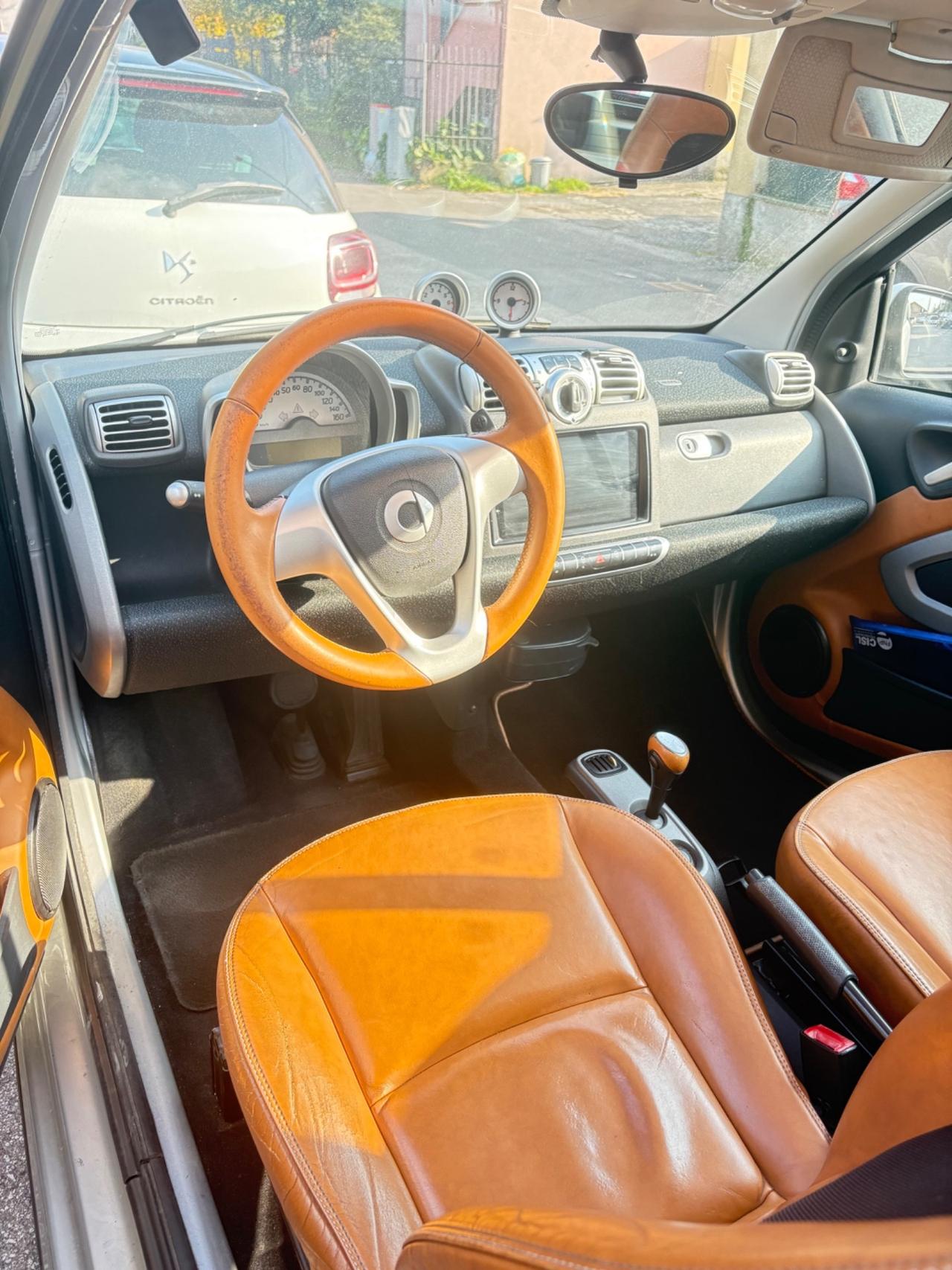 Smart ForTwo 1000 52 kW coupé limited two