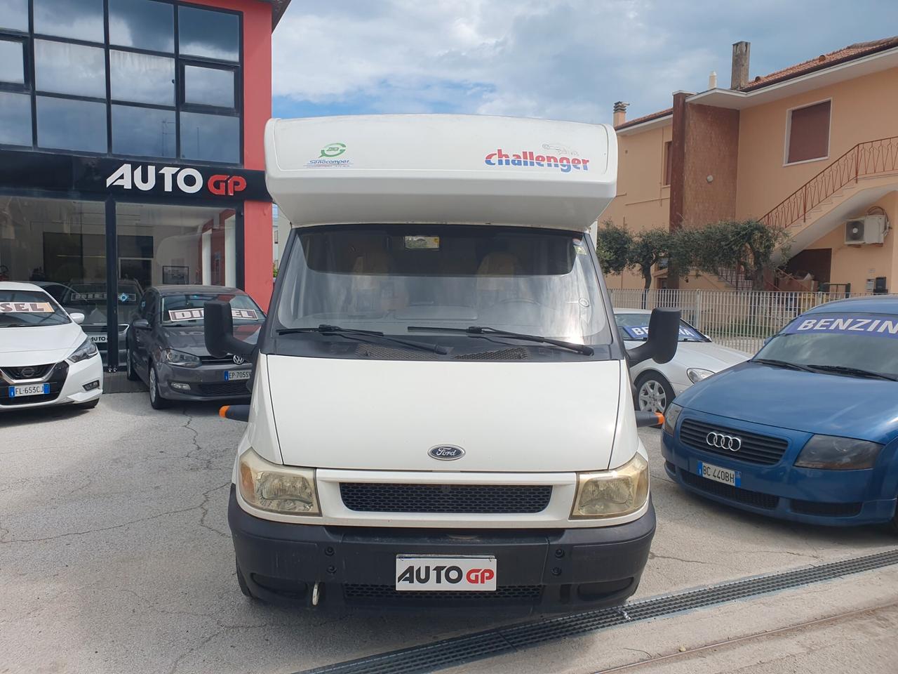 Camper challenger semi integrale Ford transit 2003