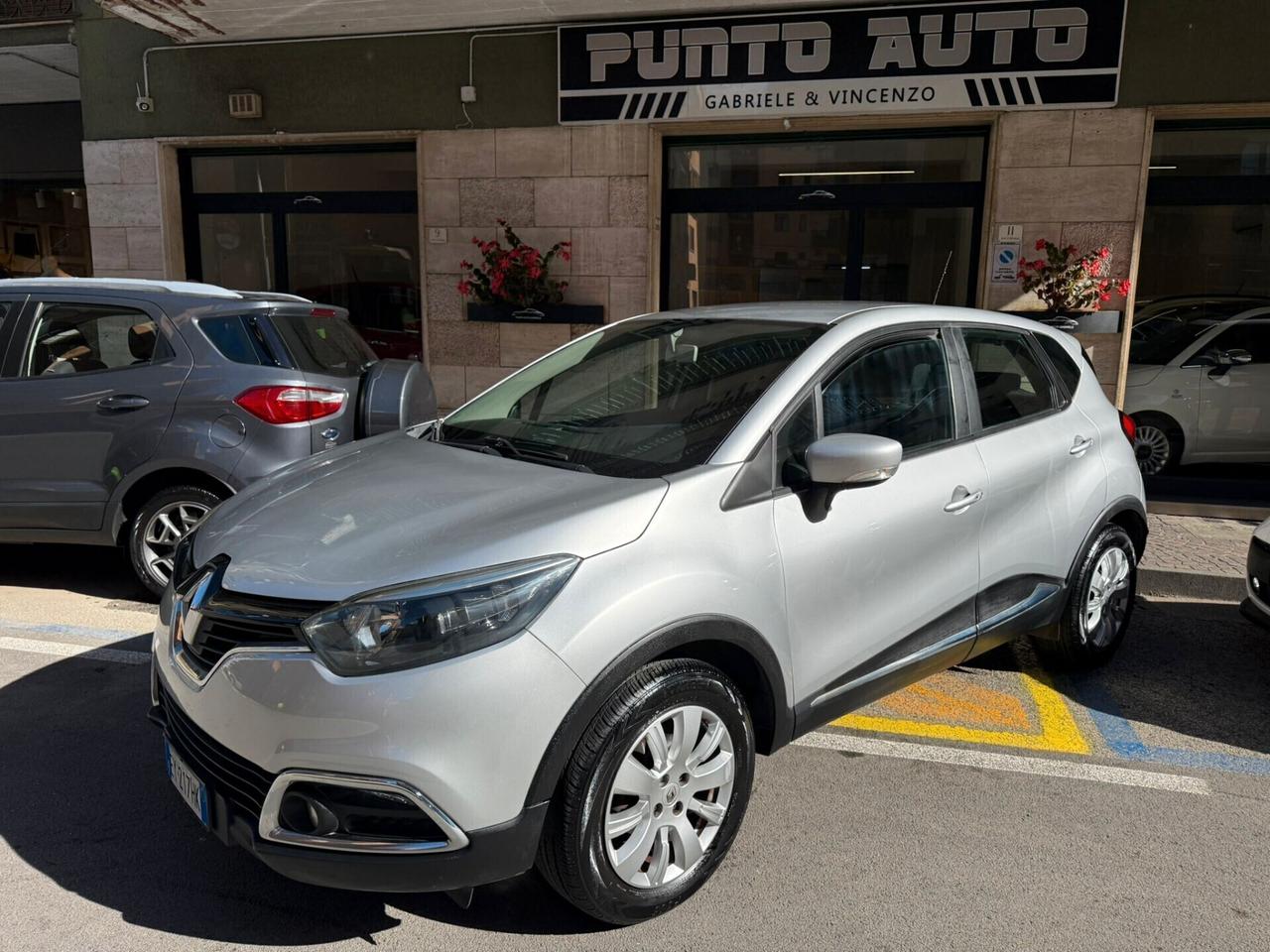 Renault Captur 0.9 90 CV Energy R-Link 63.500 KM