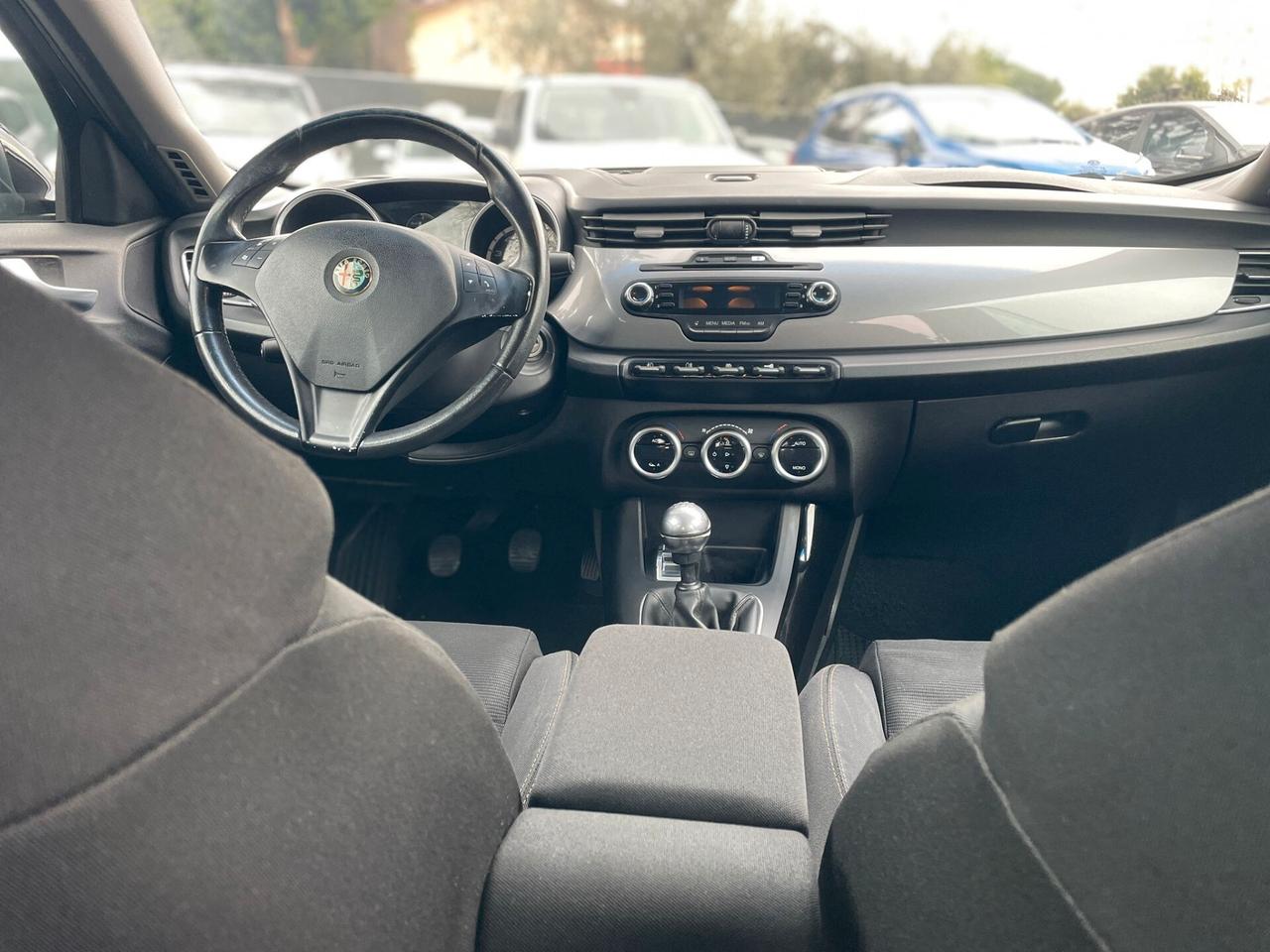 Alfa Romeo Giulietta 1.4 Turbo MultiAir TCT Distinctive