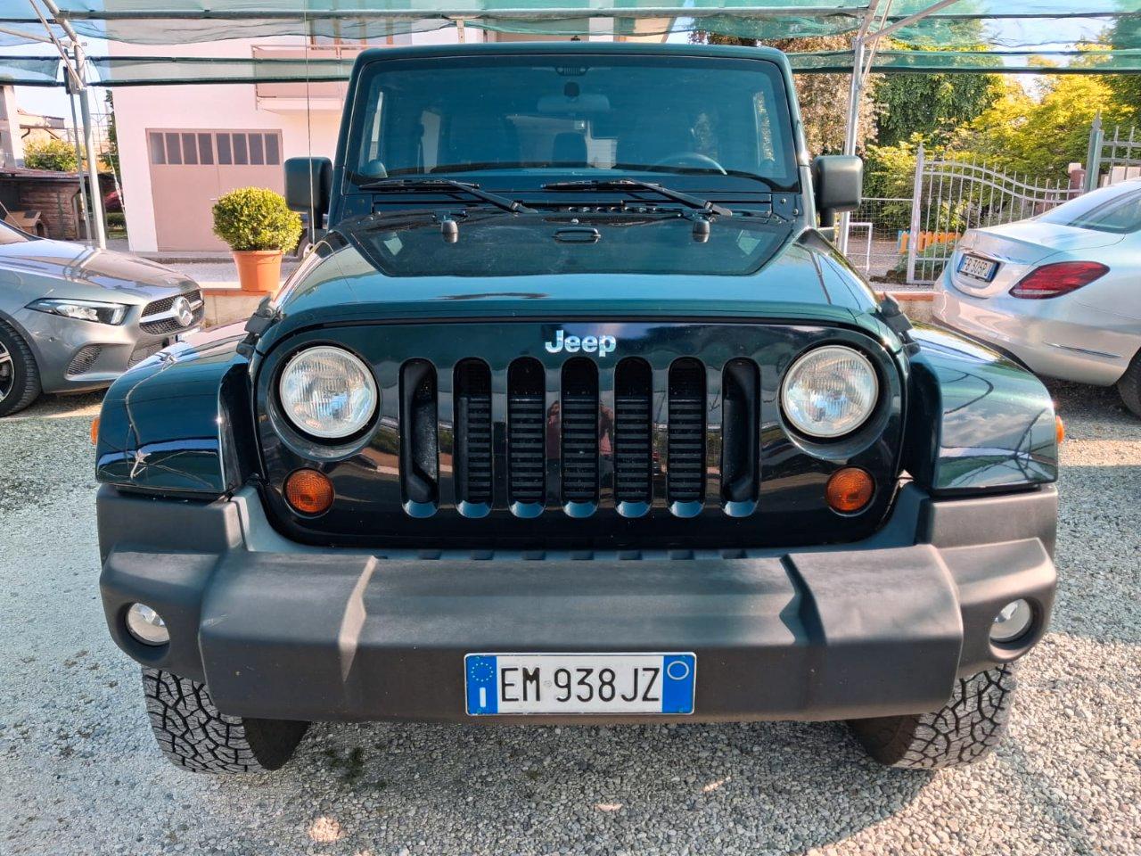 Jeep Wrangler Unlimited 2.8 crd UNLIMITED Sahara