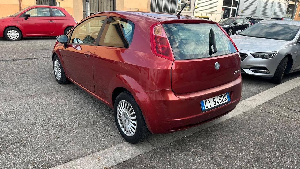 Fiat Grande Punto 1.4 3 porte Dynamic