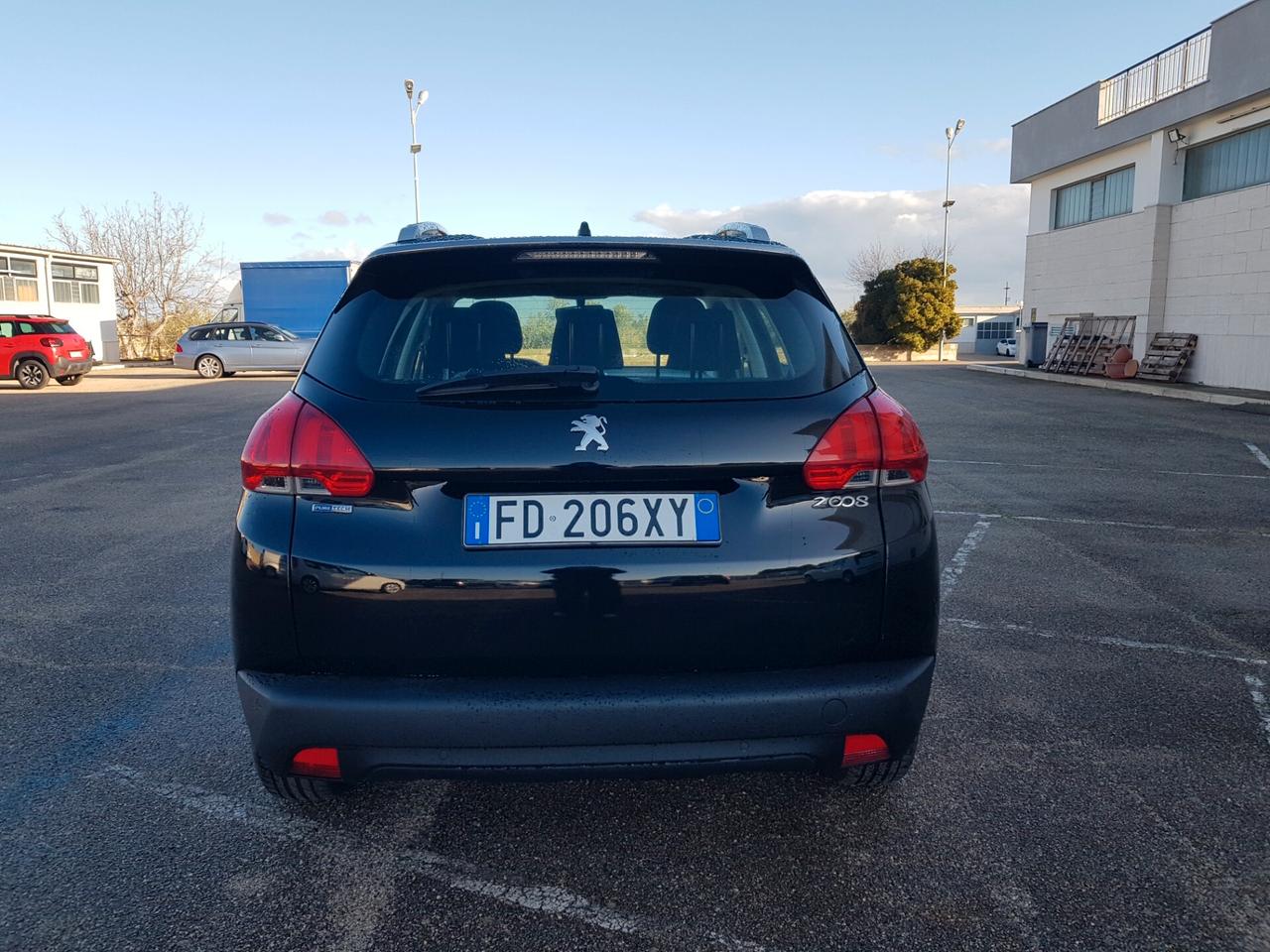 Peugeot 2008 PureTech 82 Allure