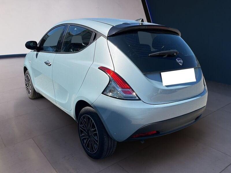 Lancia Ypsilon NUOVA My24 402 Oro 1.0