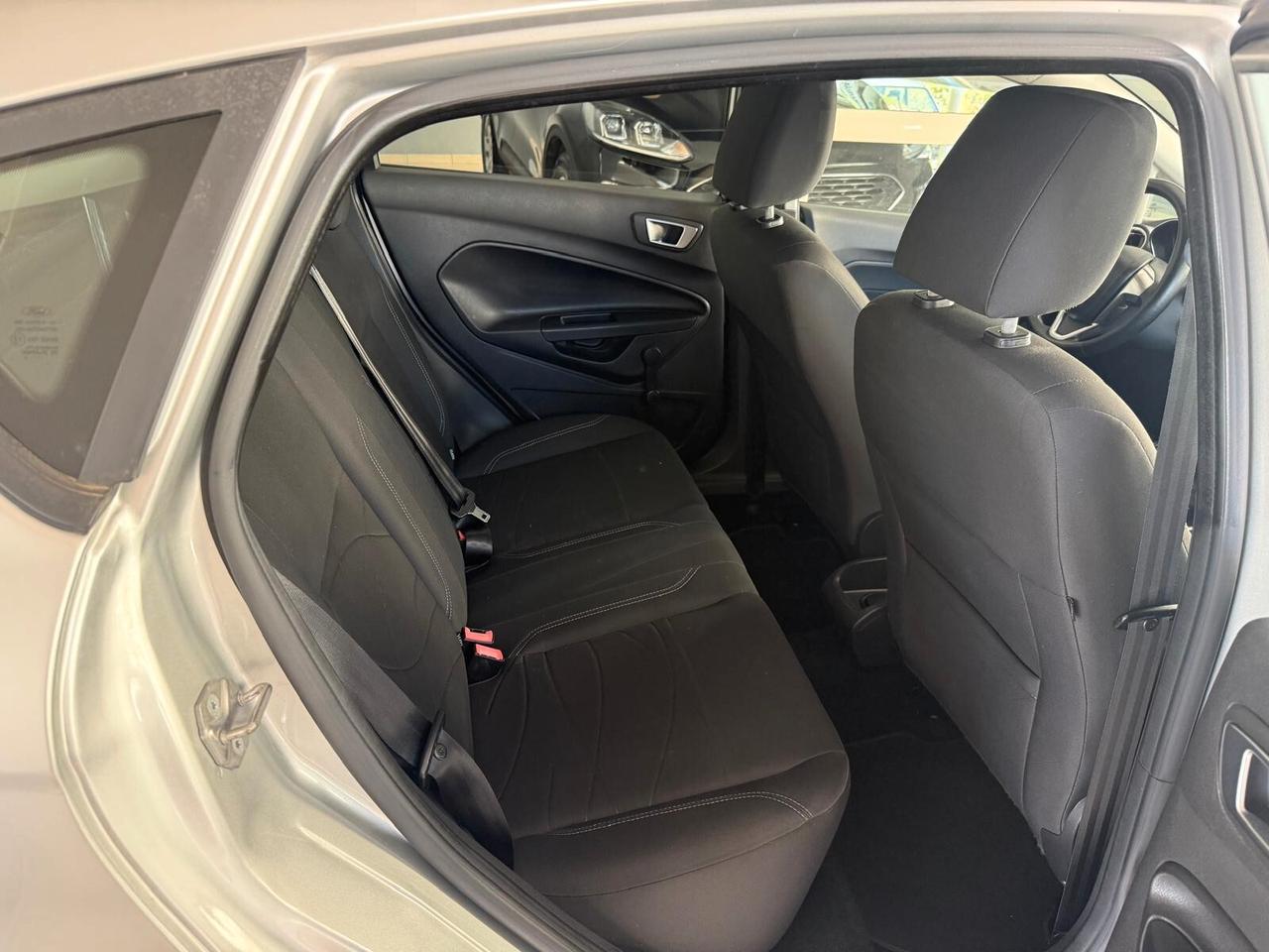 Ford Fiesta 1.5 TDCi 75CV 5 porte Black & White Edition