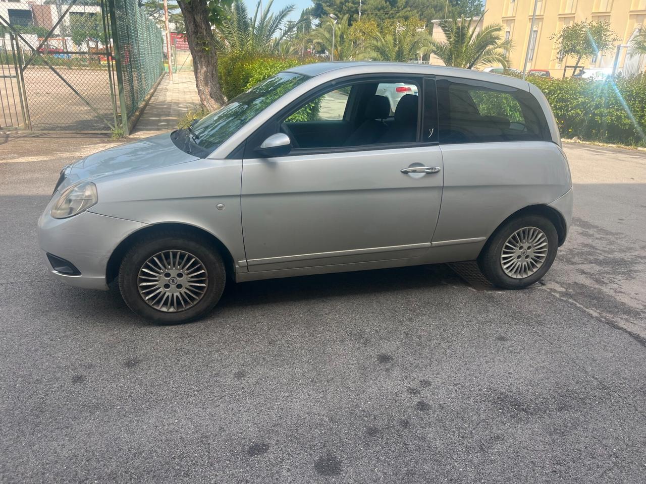 Lancia Ypsilon 1.3 MJT 75 CV X NeoPatentati