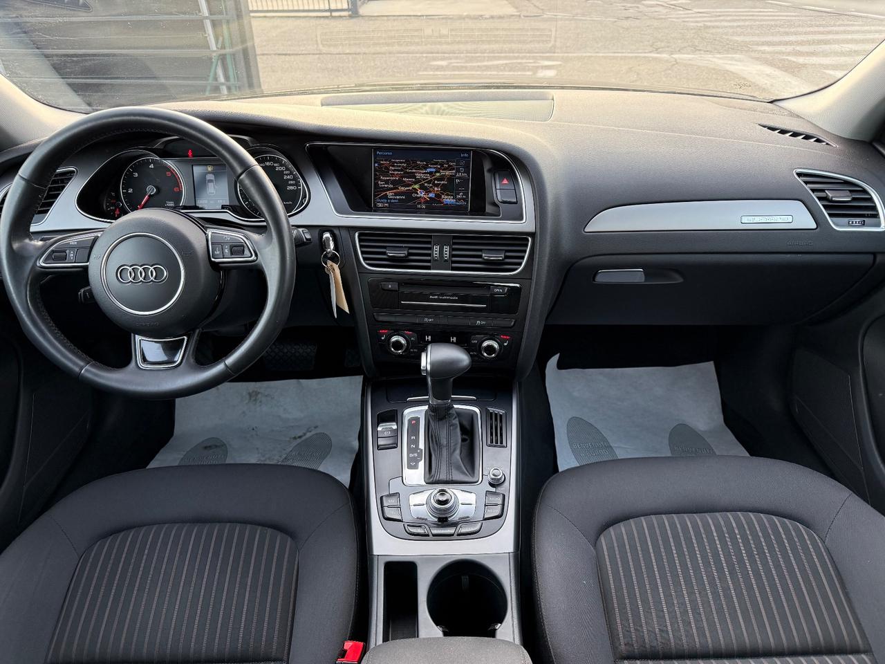 Audi A4 Avant 2.0 TDI 177CV quattro S-LINE Plus