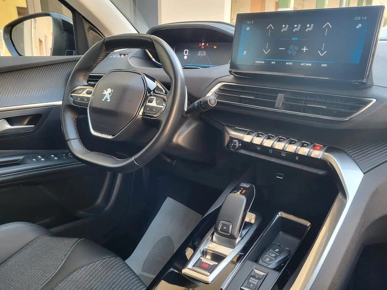 Peugeot 3008 BlueHDi 130 S&S EAT8 Allure