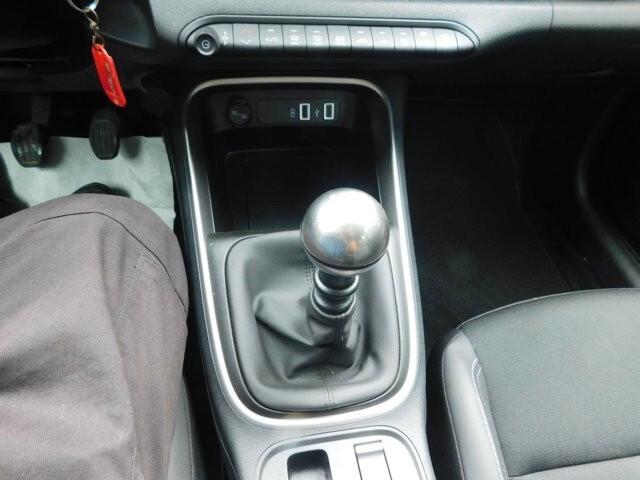 Jeep Avenger 1.2 Turbo 100 CV Summit