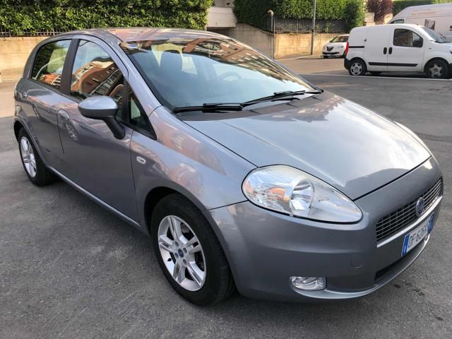 FIAT Grande Punto 1.3 MJT 90 CV 5 porte Emotion