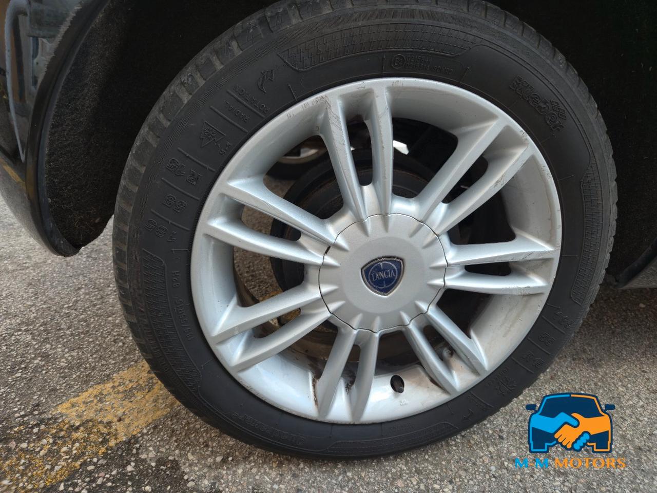 Lancia Ypsilon 3 Porte Ypsilon 1.2 8v Unyca