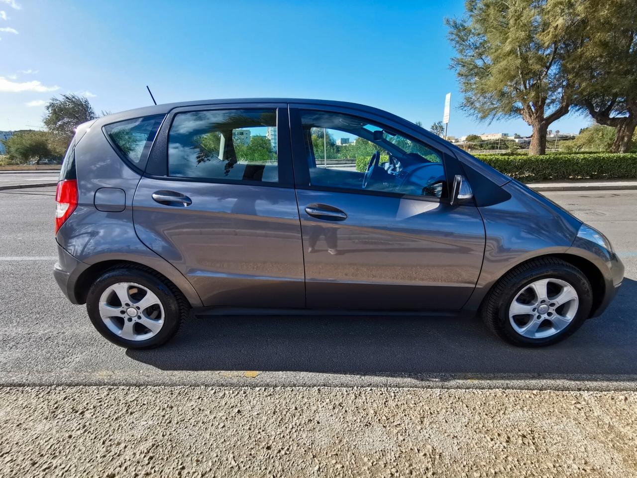 Mercedes-benz A 180 CDI Elegance 2011