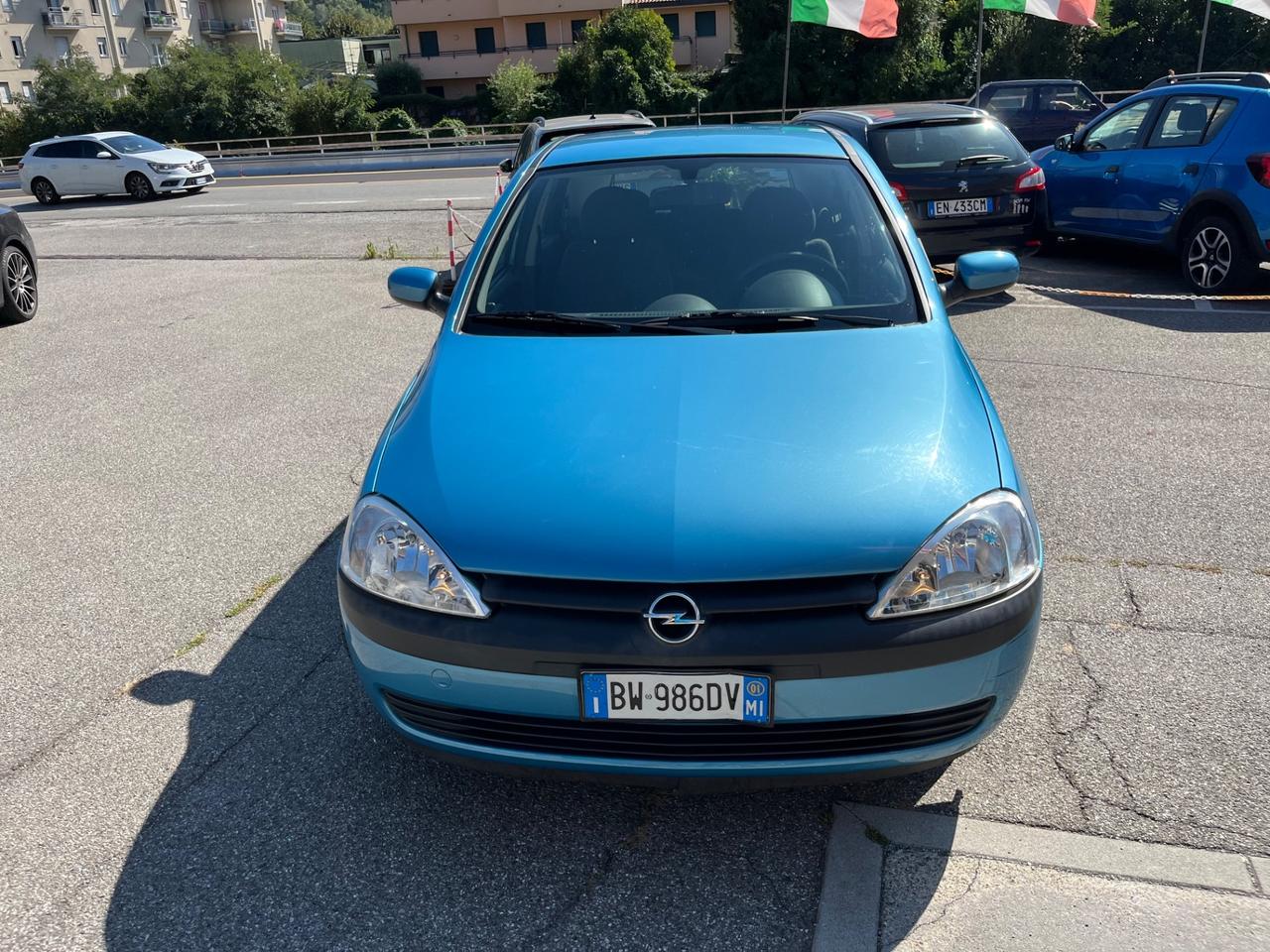 Opel Corsa 1.2i 5 porte