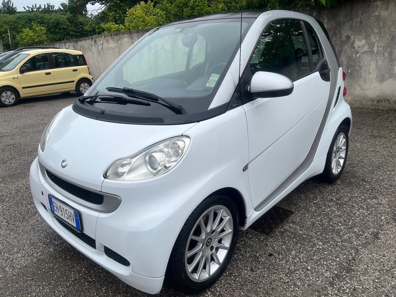 Smart for two 1.0 mhd - passion/navi -2012