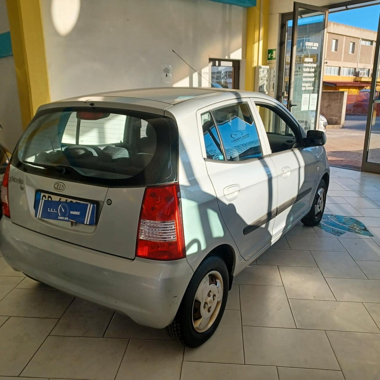 95480KM KIA PICANTO 1.0 NEOPATENTATI