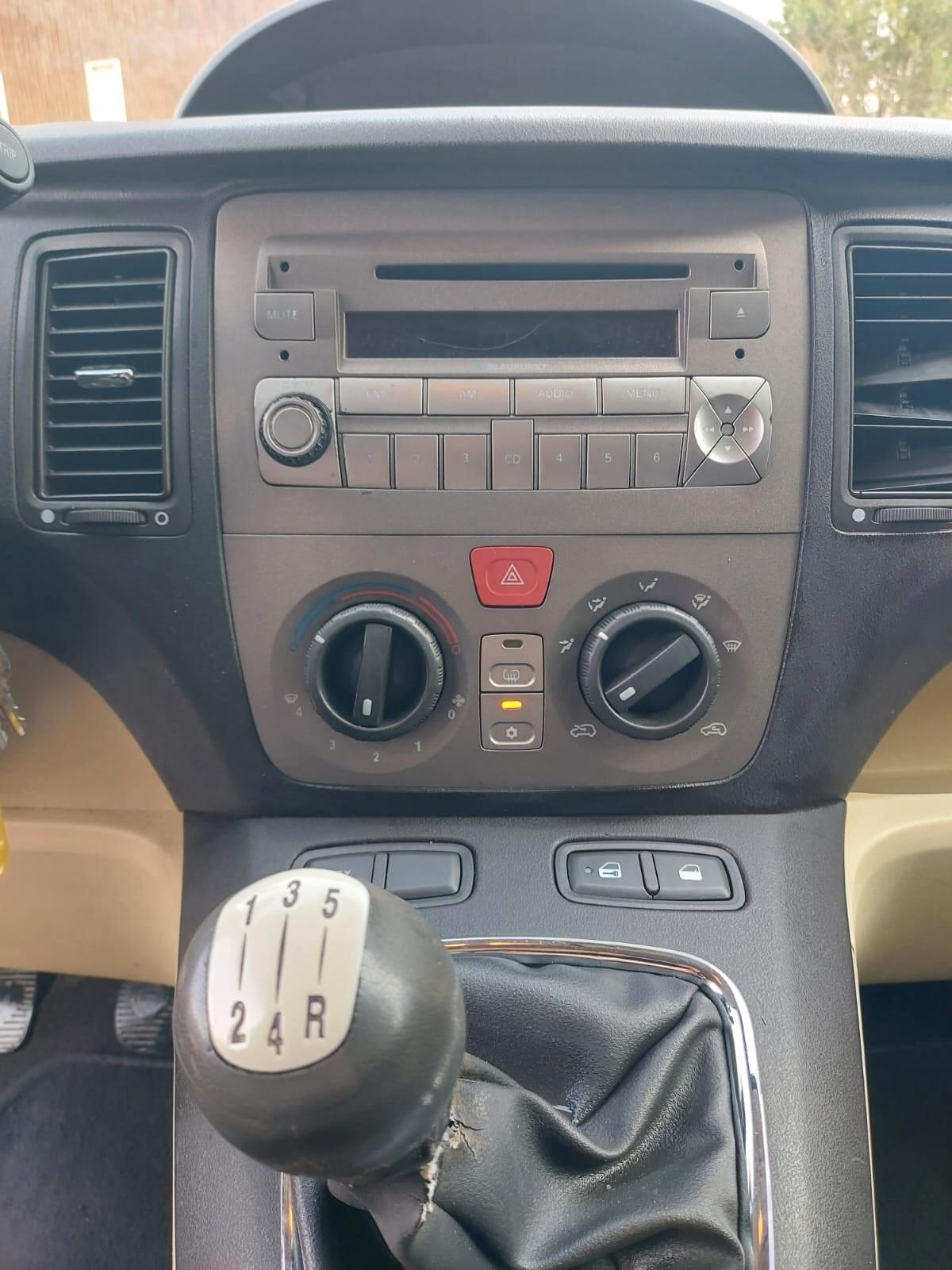 Lancia MUSA 1.3 Multijet 69CV Oro EURO4