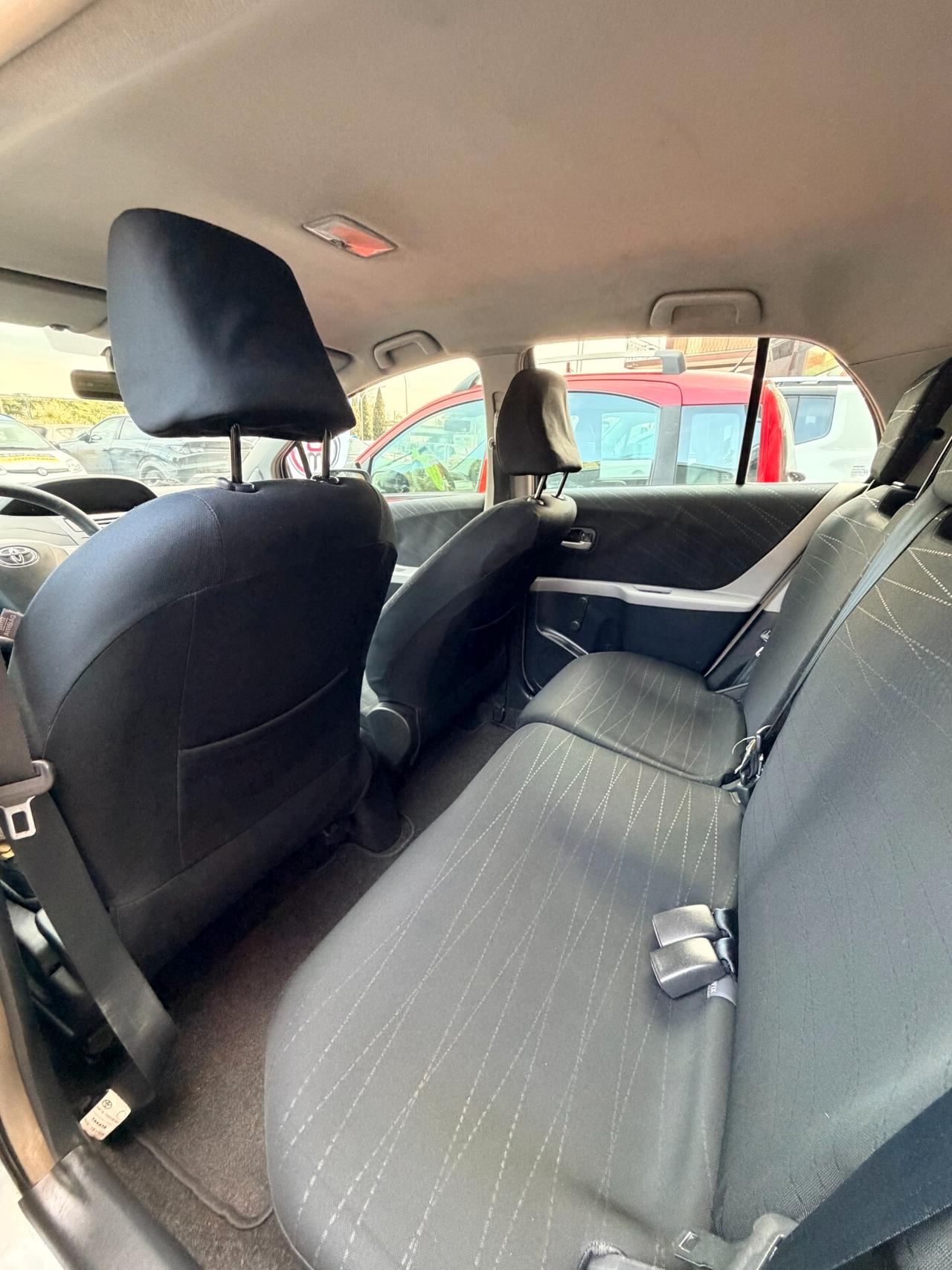 Toyota Yaris 1.4 D-4D 5 porte Sol