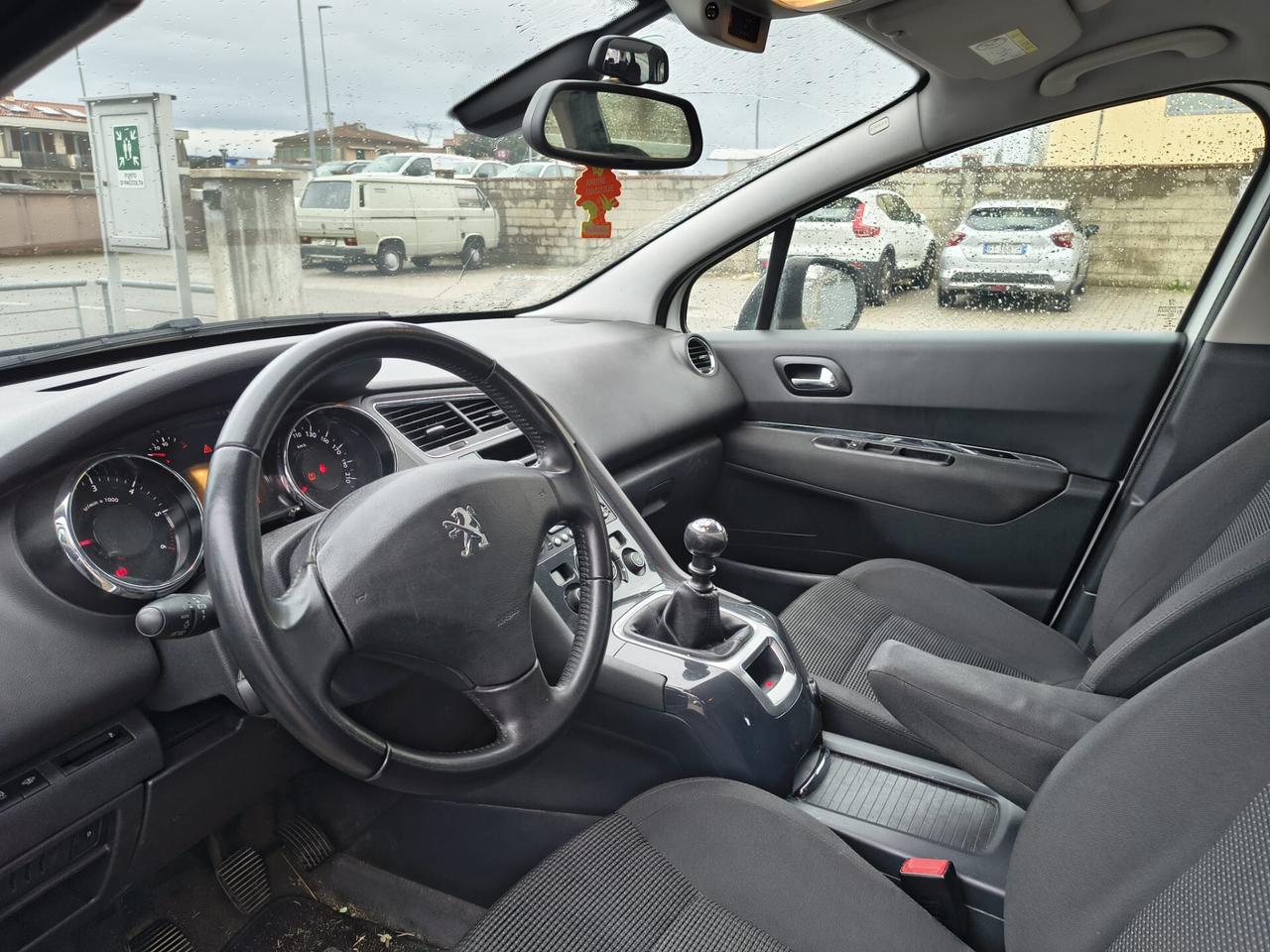 Peugeot 5008 7 POSTI 1.6 HDi +GANCIO TRAINO *PER COMMERCIANTI*