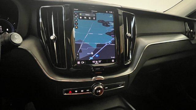 VOLVO XC60 B4 (d) automatico Core