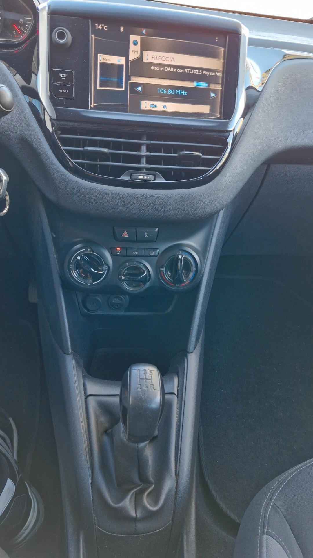 Peugeot 208 1.4 HDi 68 CV 5 porte Allure
