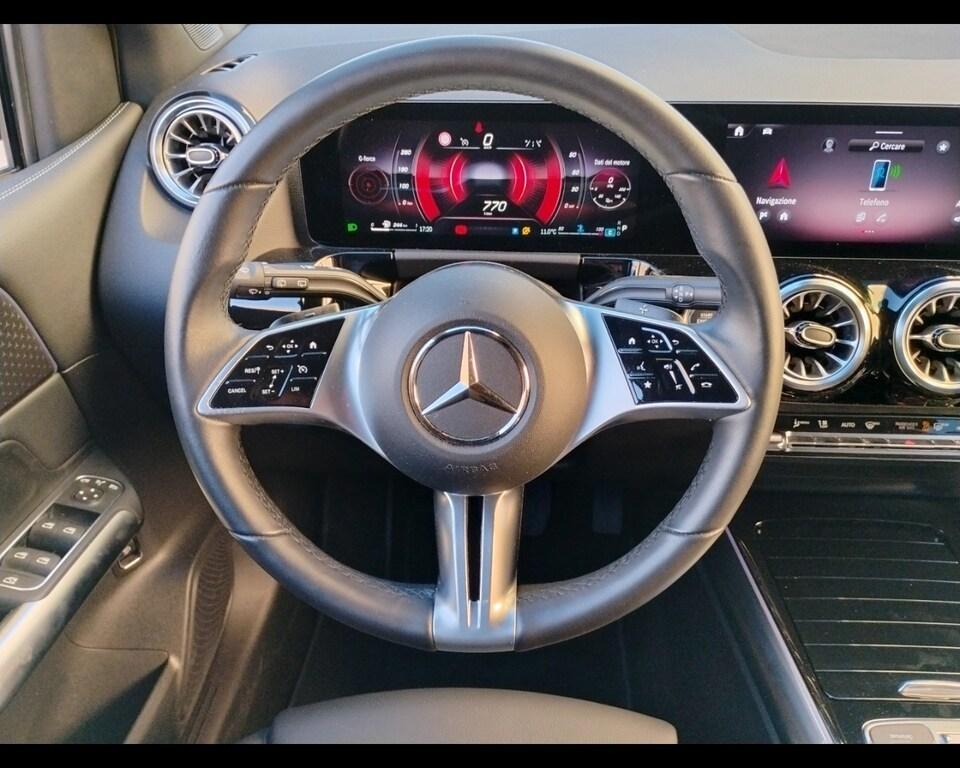 Mercedes Classe B 180 180 D Premium Plus AMG Line 8G-DCT