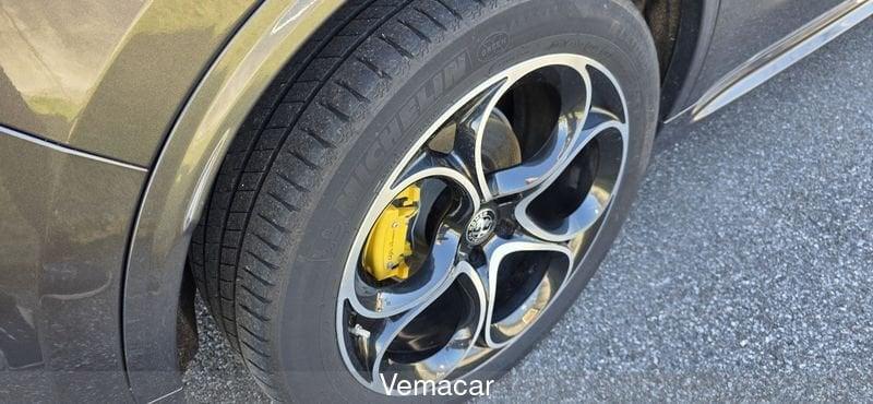 Alfa Romeo Stelvio 2.2 TDS 210CV Veloce AT8 Q4 con blocco differenziale