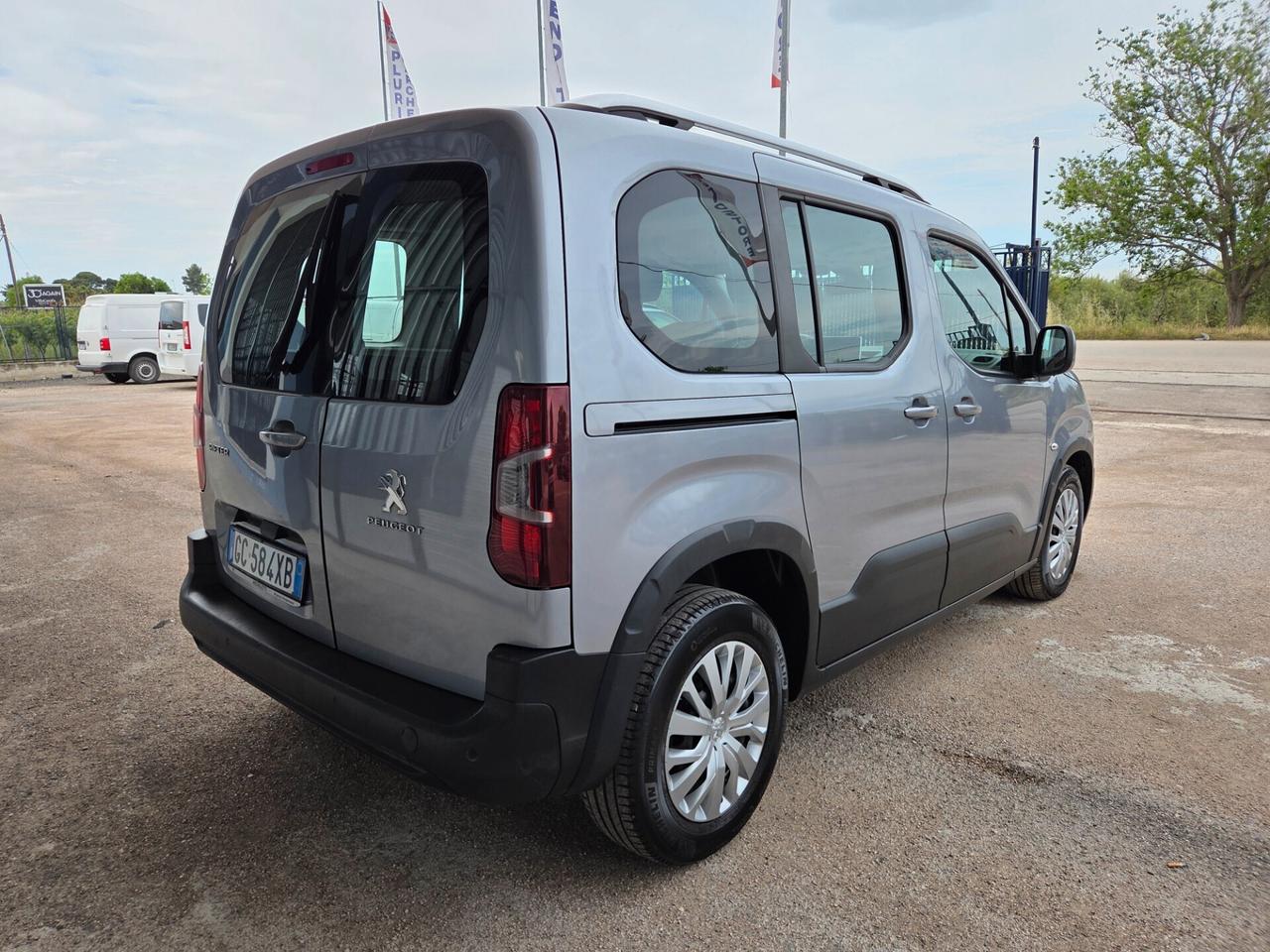 Peugeot Rifter Mix BlueHDi 130 S&S PC Allure Standard