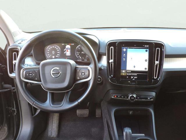 VOLVO XC40 D3 AWD Geartronic Momentum