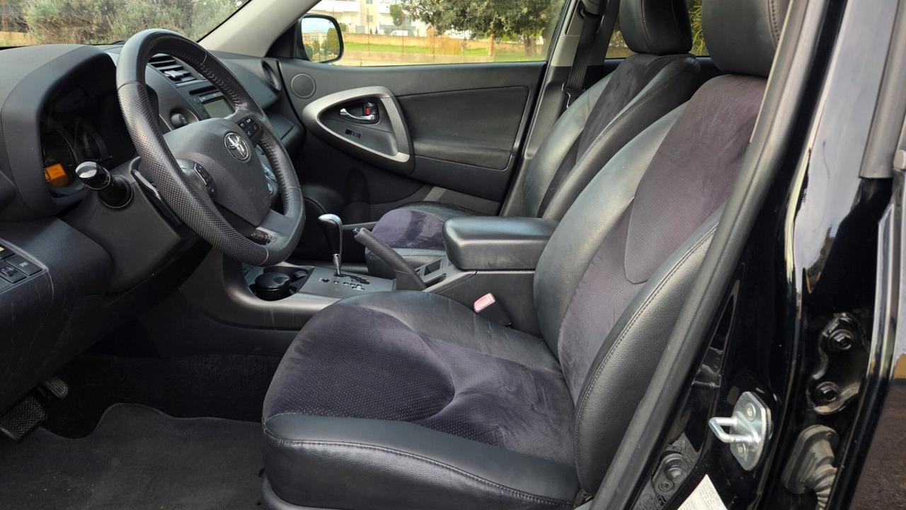 Toyota RAV 4 D-Cat 4x4 Automatico