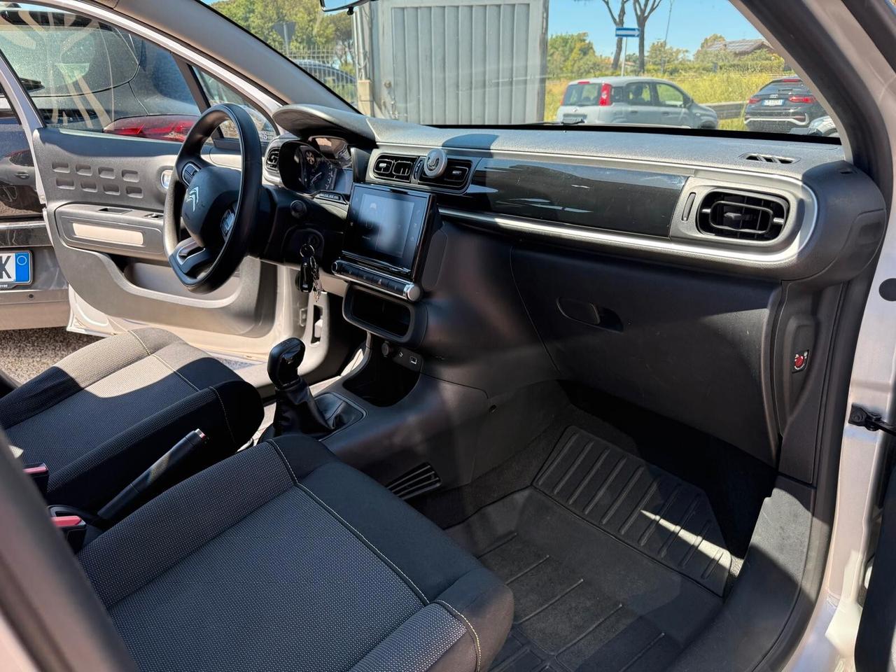 Citroen C3 PureTech 82 GPL Shine Tetto Rosso pari al nuovo