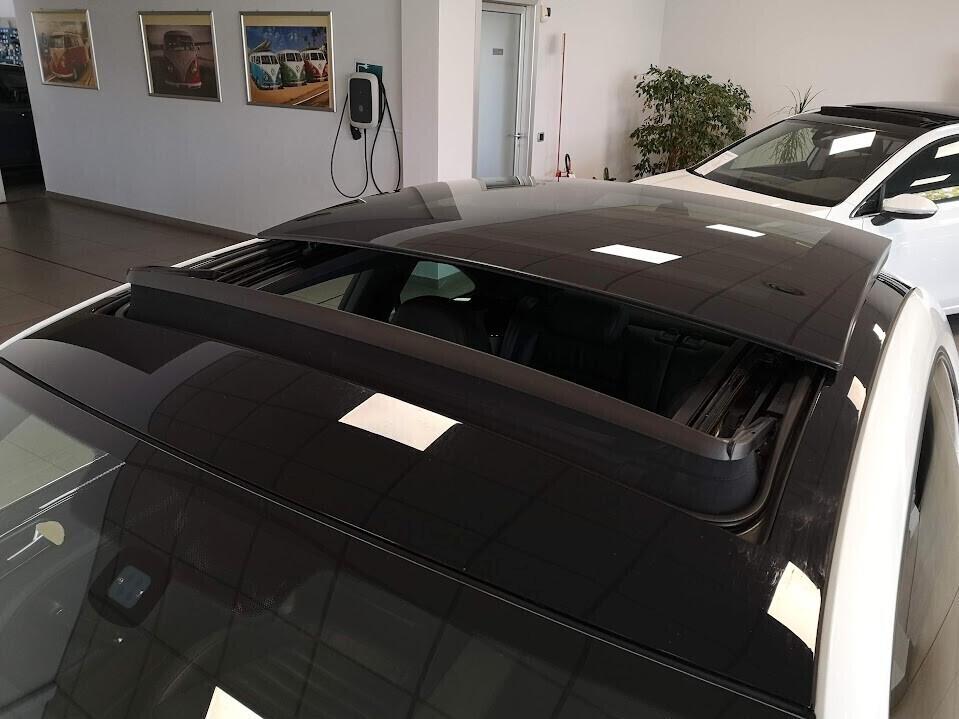 Volkswagen Maggiolino 2.0 TDI DSG Sport TETTO PELLE XENO
