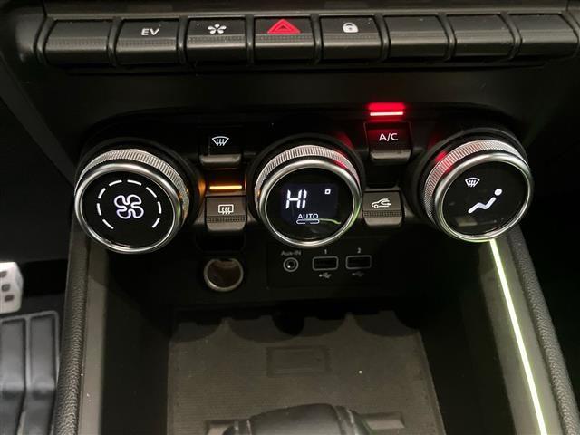 RENAULT Clio 5 Porte 1.6 E-Tech full hybrid 145cv E-Tech E