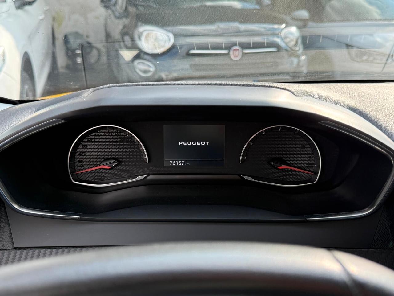 PEUGEOT 208 1.5 DIESEL 2022 ALLURE PACK 76000KM