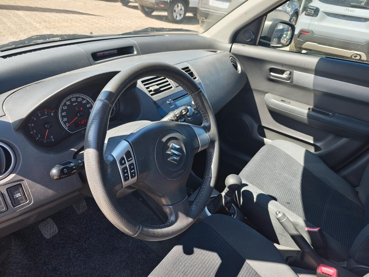 Suzuki Swift 1.3 5p. GL