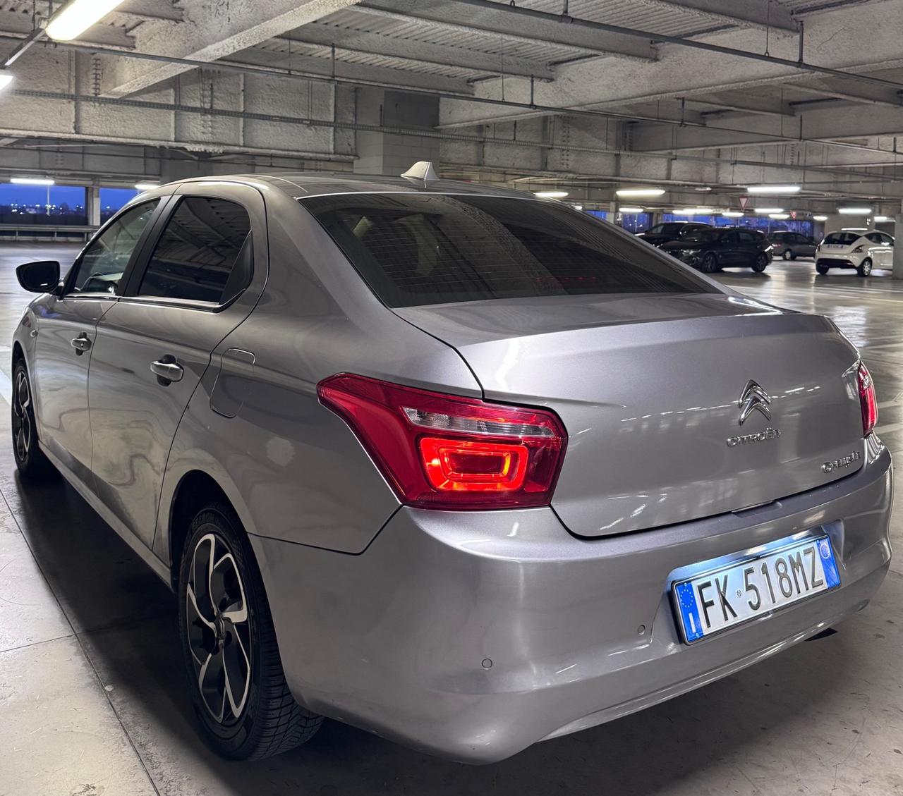 Citroen C-Elysee BlueHDi 100 Shine