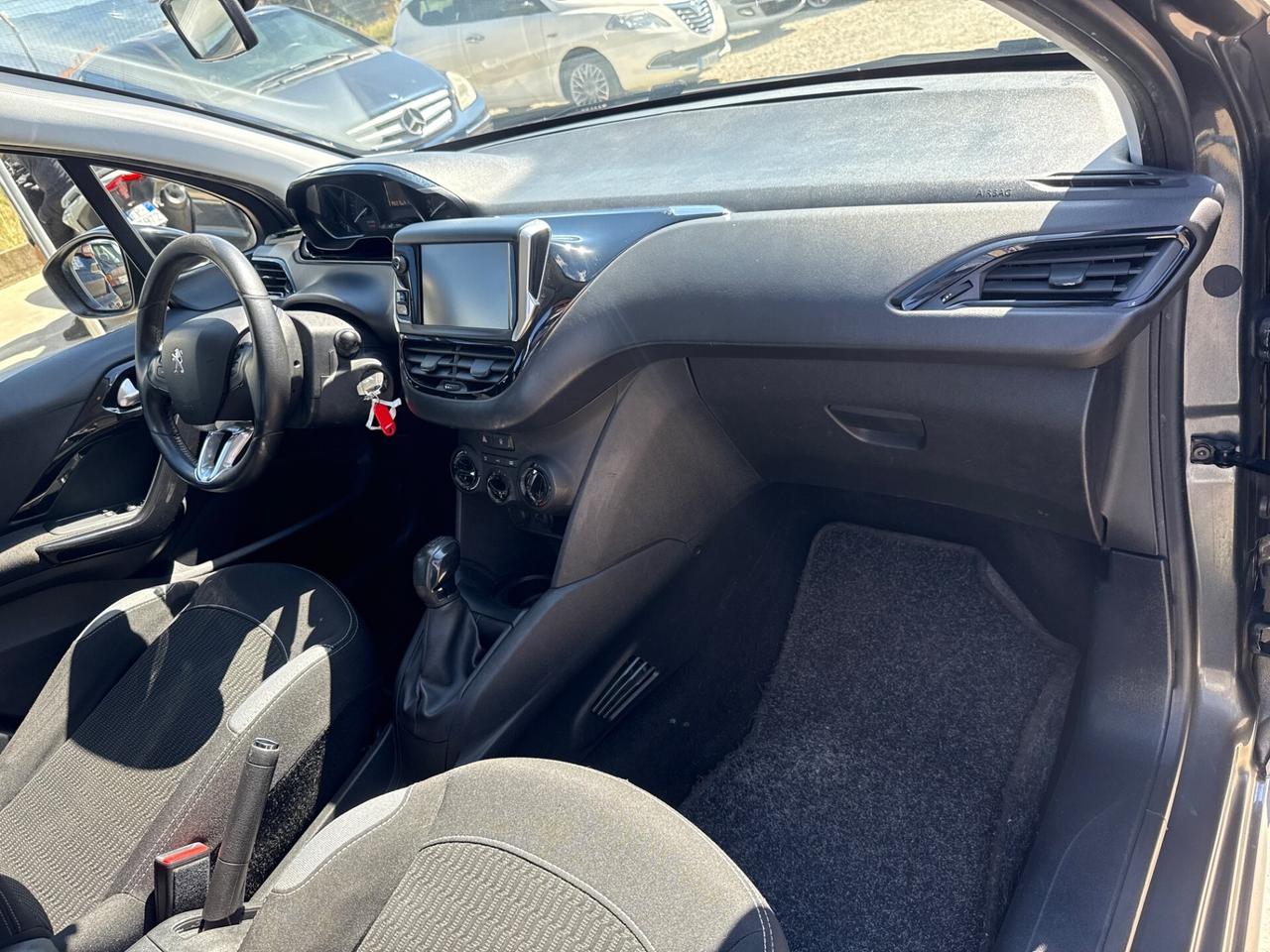 Peugeot 208 BlueHDi 75 5 porte Allure