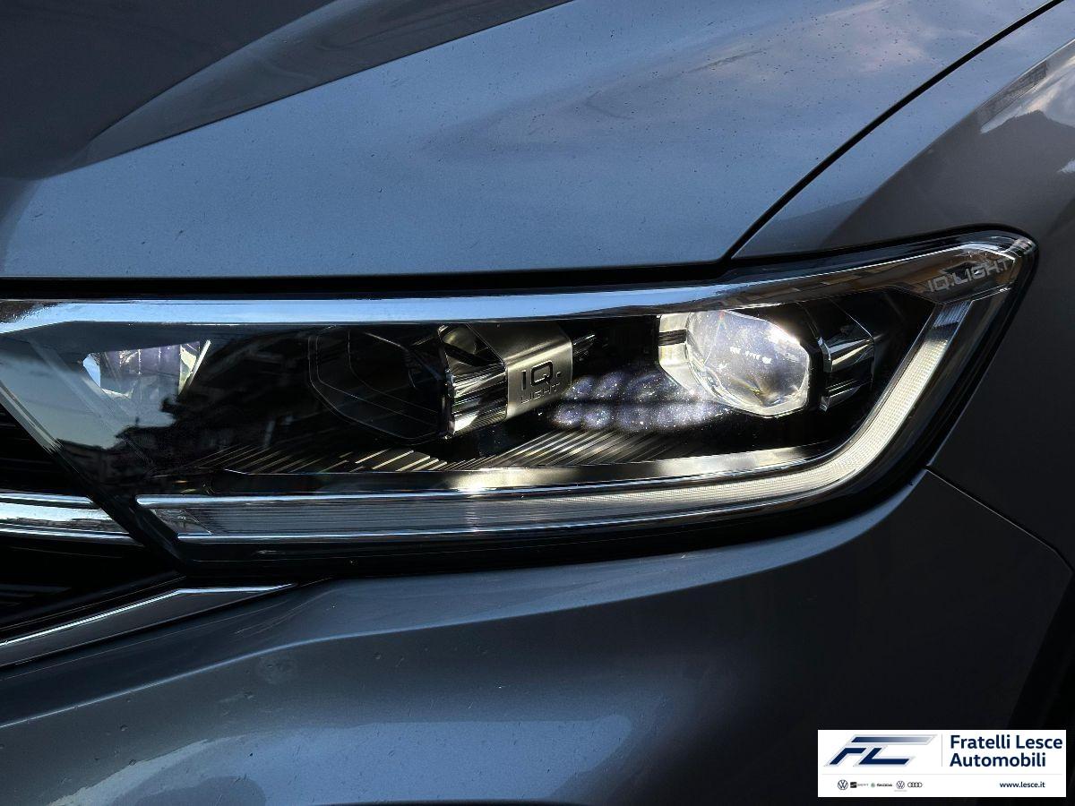 Volkswagen - T-Roc 2.0 tdi R-Line 150cv dsg (Pronta Consegna)