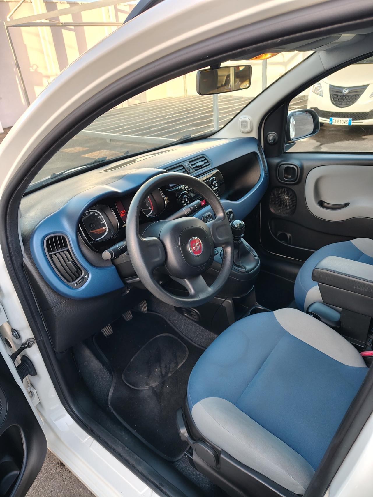 Fiat Panda 0.9 TwinAir Turbo Natural Power Lounge