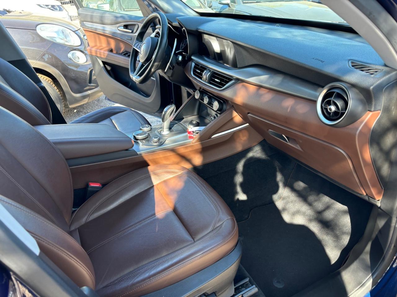 ALFA ROMEO STELVIO 2.2 210CV AT8 Q4 FULL OPT